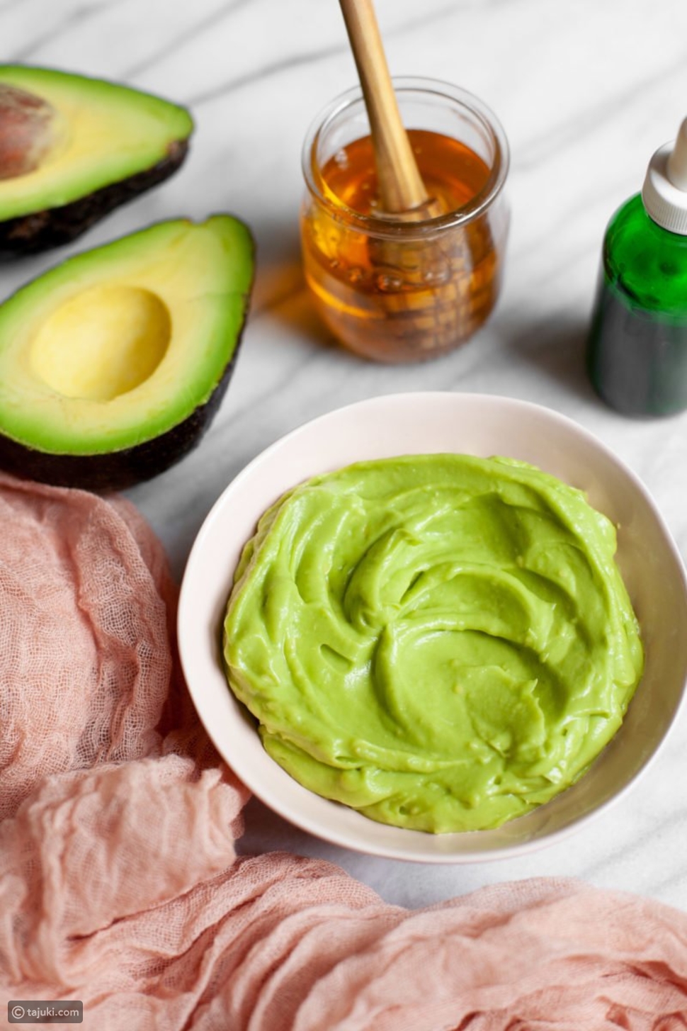 الأفوكادو للشعر الجاف تاجك